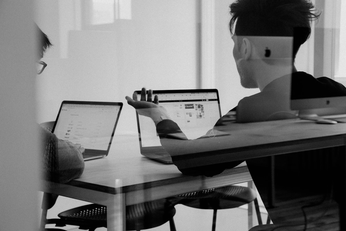 Service business team working together